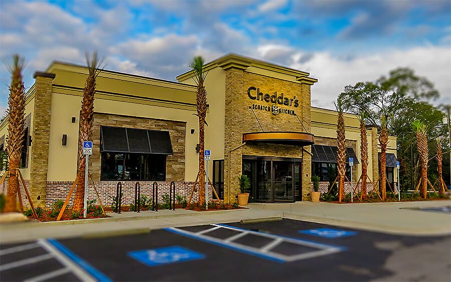 Cheddar’s Scratch Kitchen Opens Monday