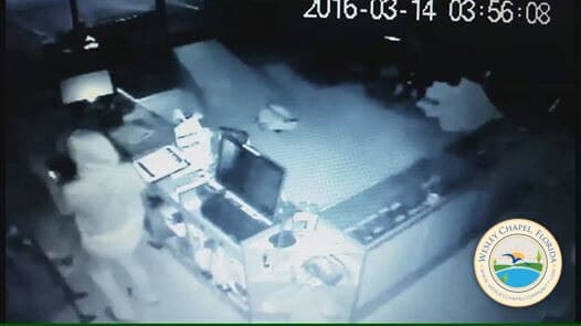 Wesley Chapel Gun Store Burglarized – At least 25 Guns Stolen