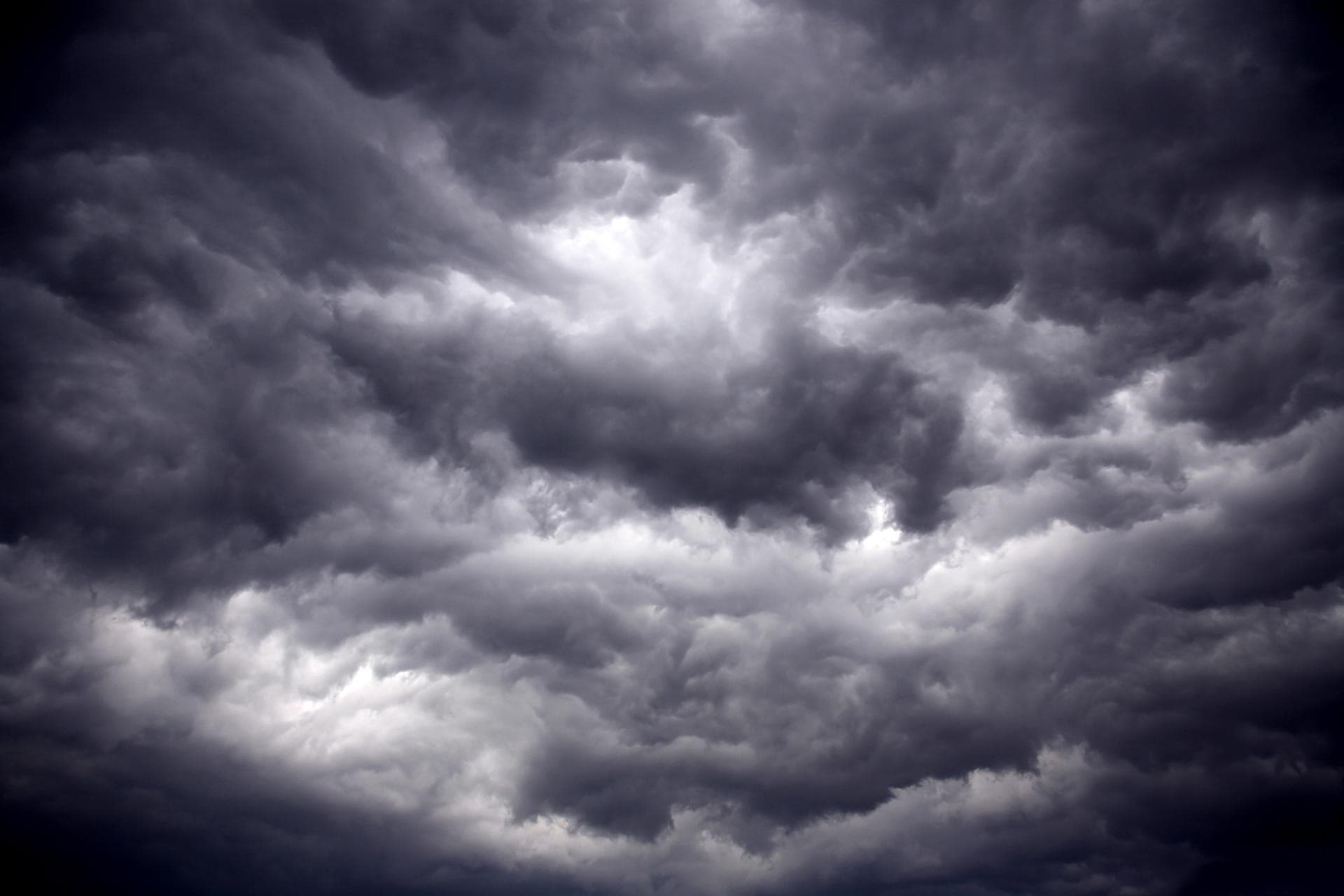 Thunderstorms Cause Major Power Outage in Wesley Chapel